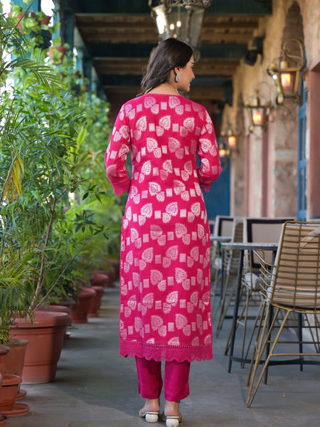 Pink Cotton Premium And Elegant Kurta Sets For Women