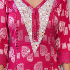 Pink Cotton Premium And Elegant Kurta Sets For Women