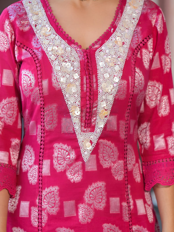 Pink Cotton Premium And Elegant Kurta Sets For Women