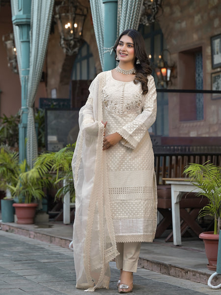 Off White Cotton Premium And Elegant Kurta Sets For Women