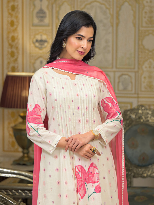 Pink Cotton Premium And Elegant Kurta Sets For Women