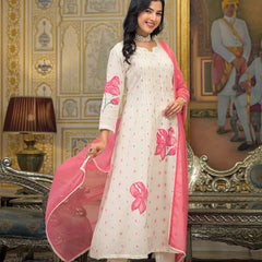 Pink Cotton Premium And Elegant Kurta Sets For Women