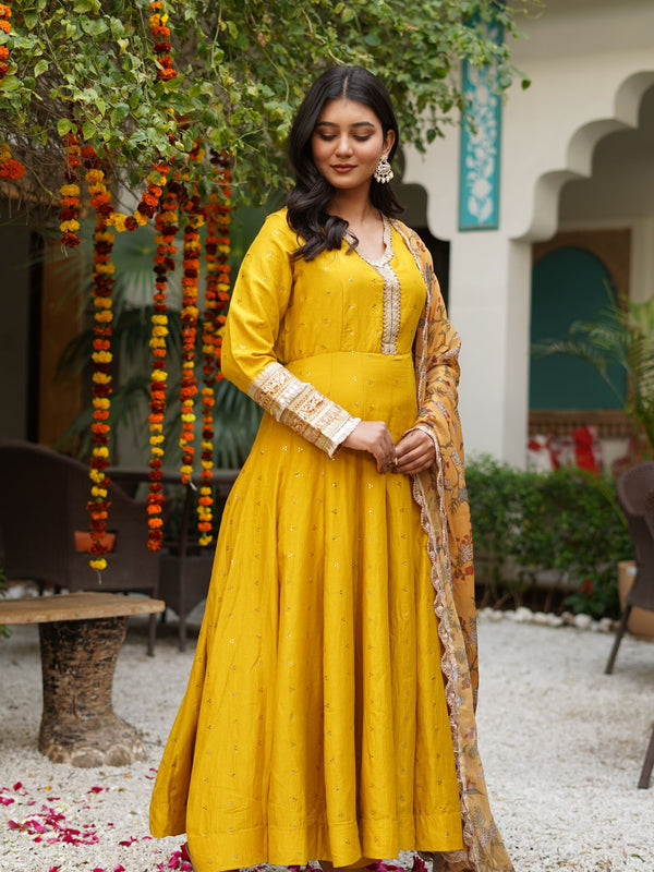Yellow silk chanderi Premium And Elegant Kurta Sets For Women
