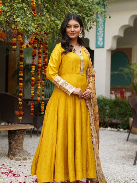 Yellow silk chanderi Premium And Elegant Kurta Sets For Women