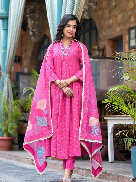 Pink Cotton Premium And Elegant Kurta Sets For Women