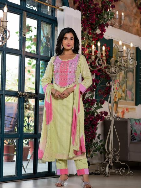 Green Cotton Premium And Elegant Kurta Sets For Women