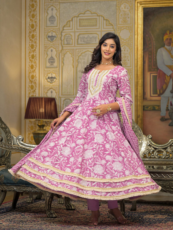 Pink Cotton Printed Kurta Set For Women