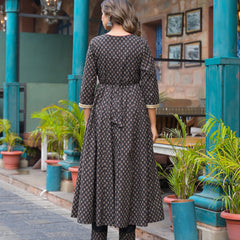 Black Cotton Premium And Elegant Kurta Sets For Women